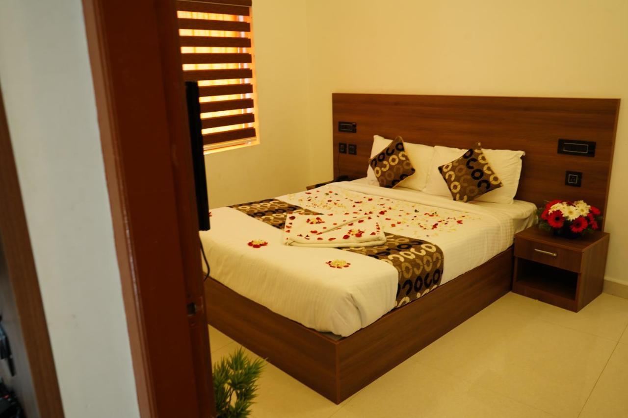 The Patio Thekkady Hotel Ngoại thất bức ảnh