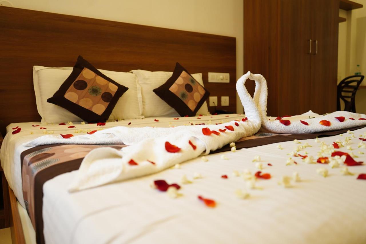 The Patio Thekkady Hotel Ngoại thất bức ảnh